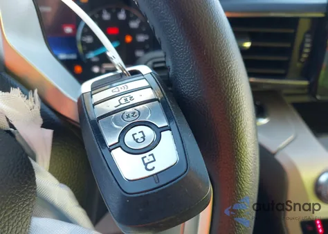 2023 Ford Explorer Xlt from USA, damaged, VIN 1FMSK7DH0PGA16062